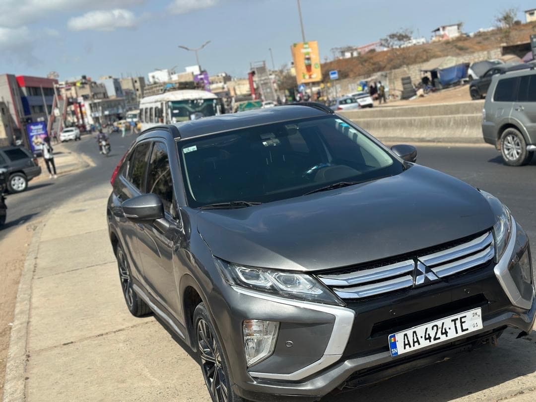 MITSUBISHI Eclipse Cross — 1/7
