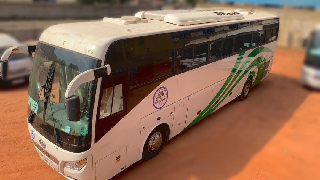 HIGER KLQ6123K — 1/3