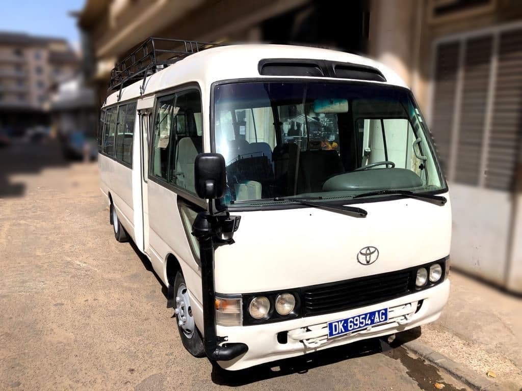 TOYOTA COASTER — 1/1