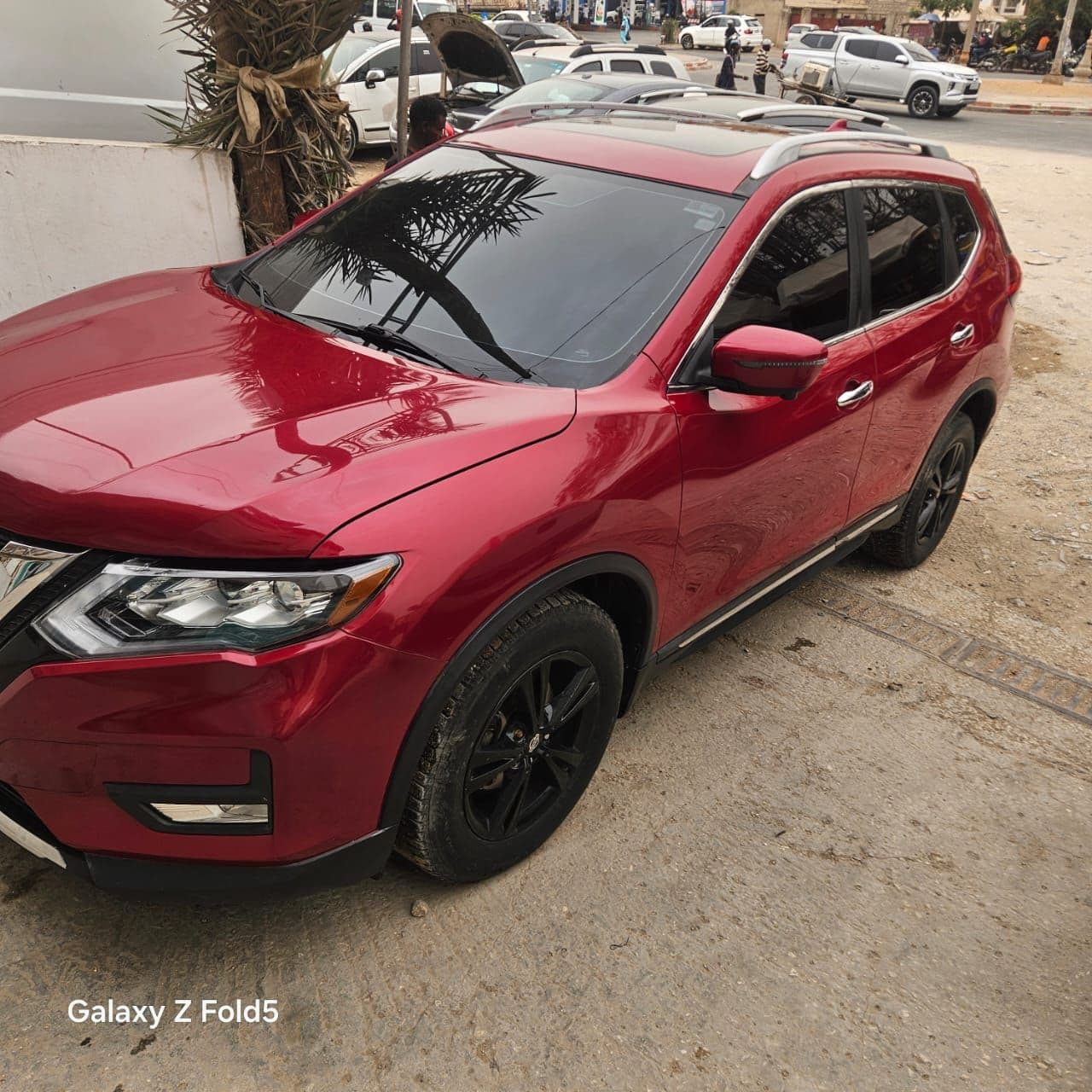 Nissan Rogue — 1/5
