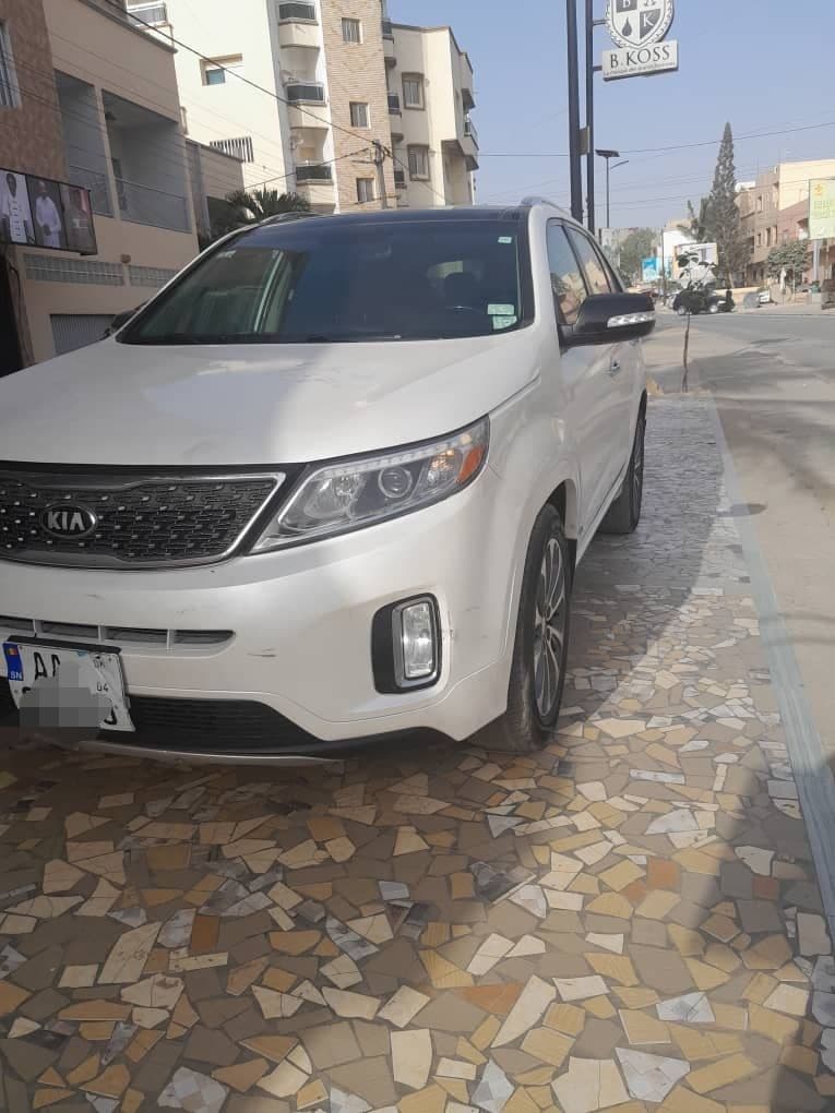 Kia Sorento — 1/5